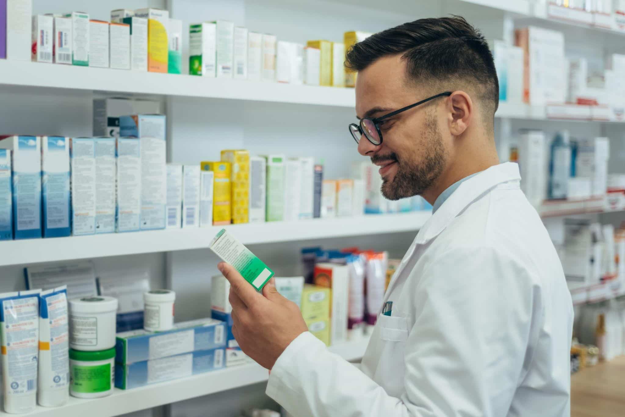 What Is A Pharmacist & What Do They Do?